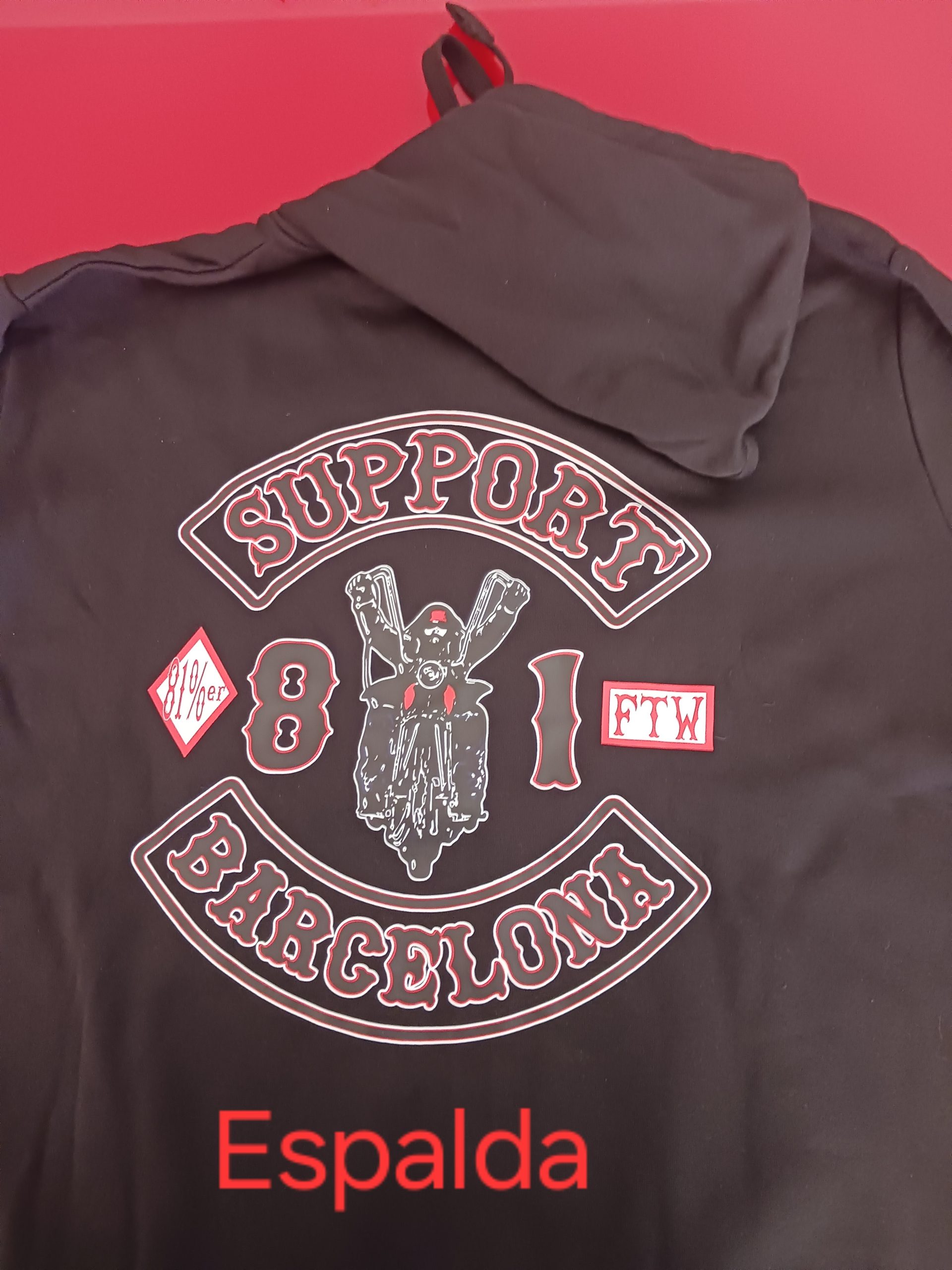C-31 - Camiseta Support 81 death head fuego